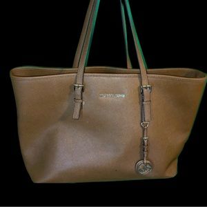 USED Micheal Kors bag